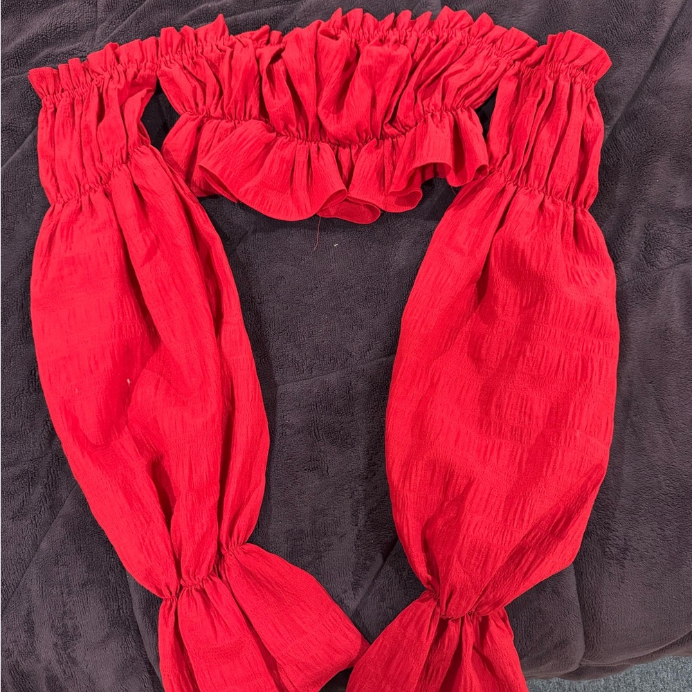 Red ruffled crop top